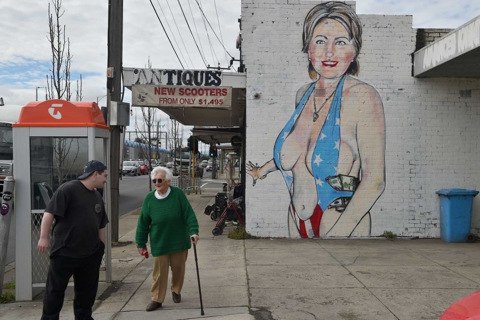 Political art: Street art of Hillary Clinton in swimsuit.