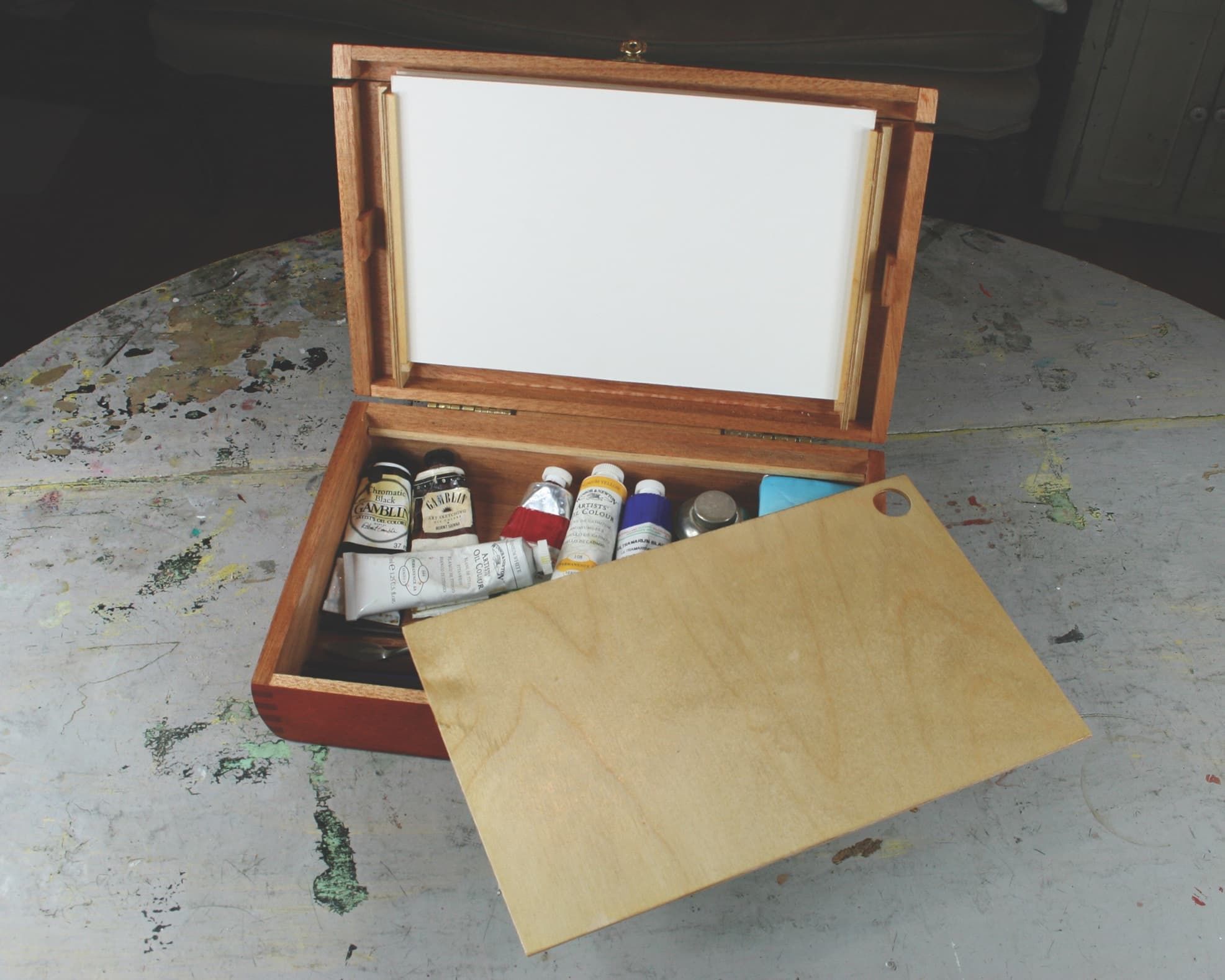 DIY Portable Paint Box For Acrylics